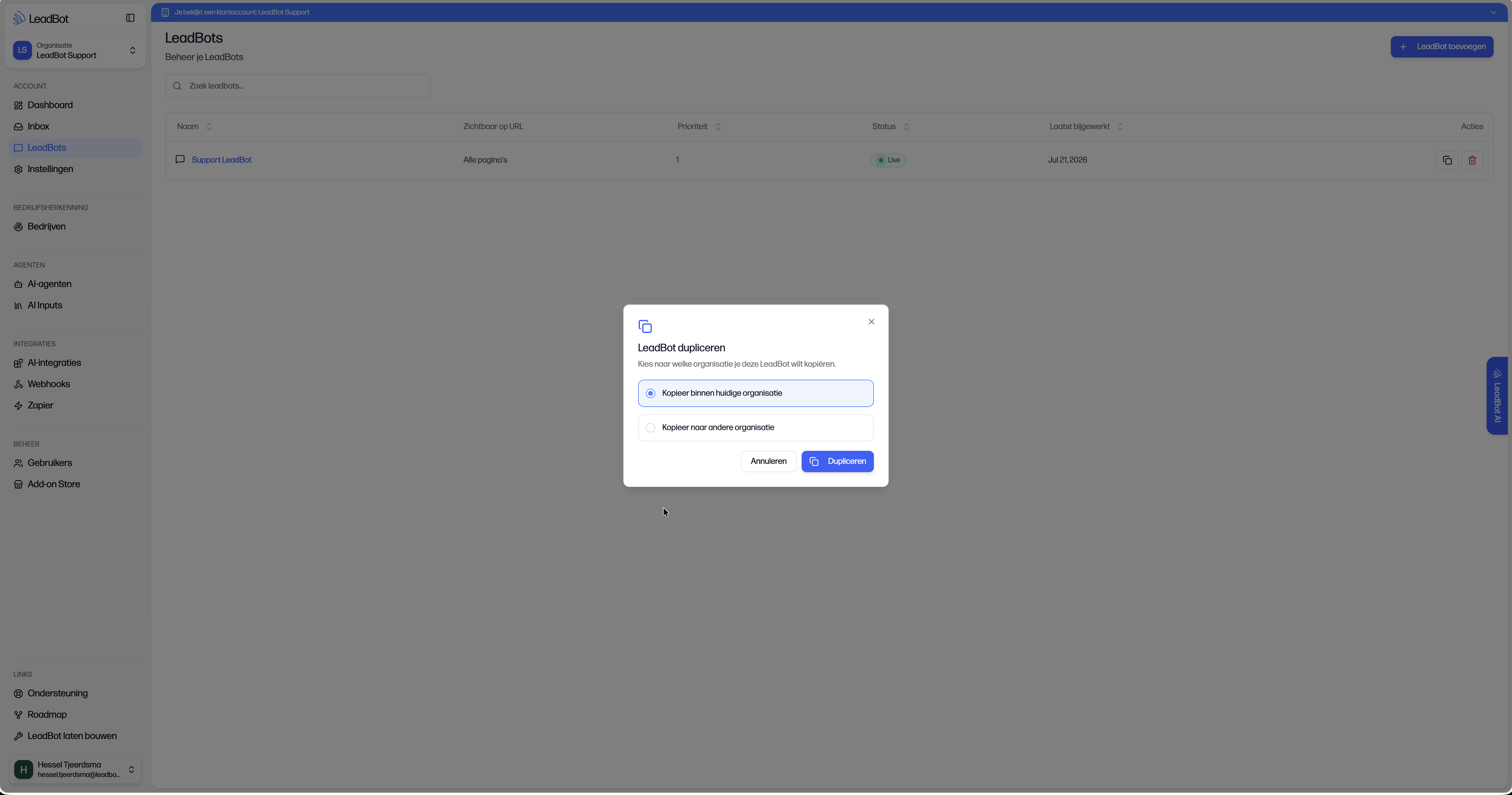 De pop-up LeadBot dupliceren met de opties Kopieer binnen huidige organisatie en Kopieer naar andere organisatie